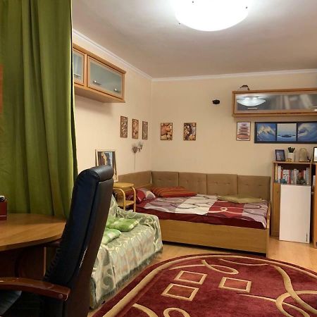 Iq-Room Black Sea Studio Apartment Odessa Ua Exteriör bild